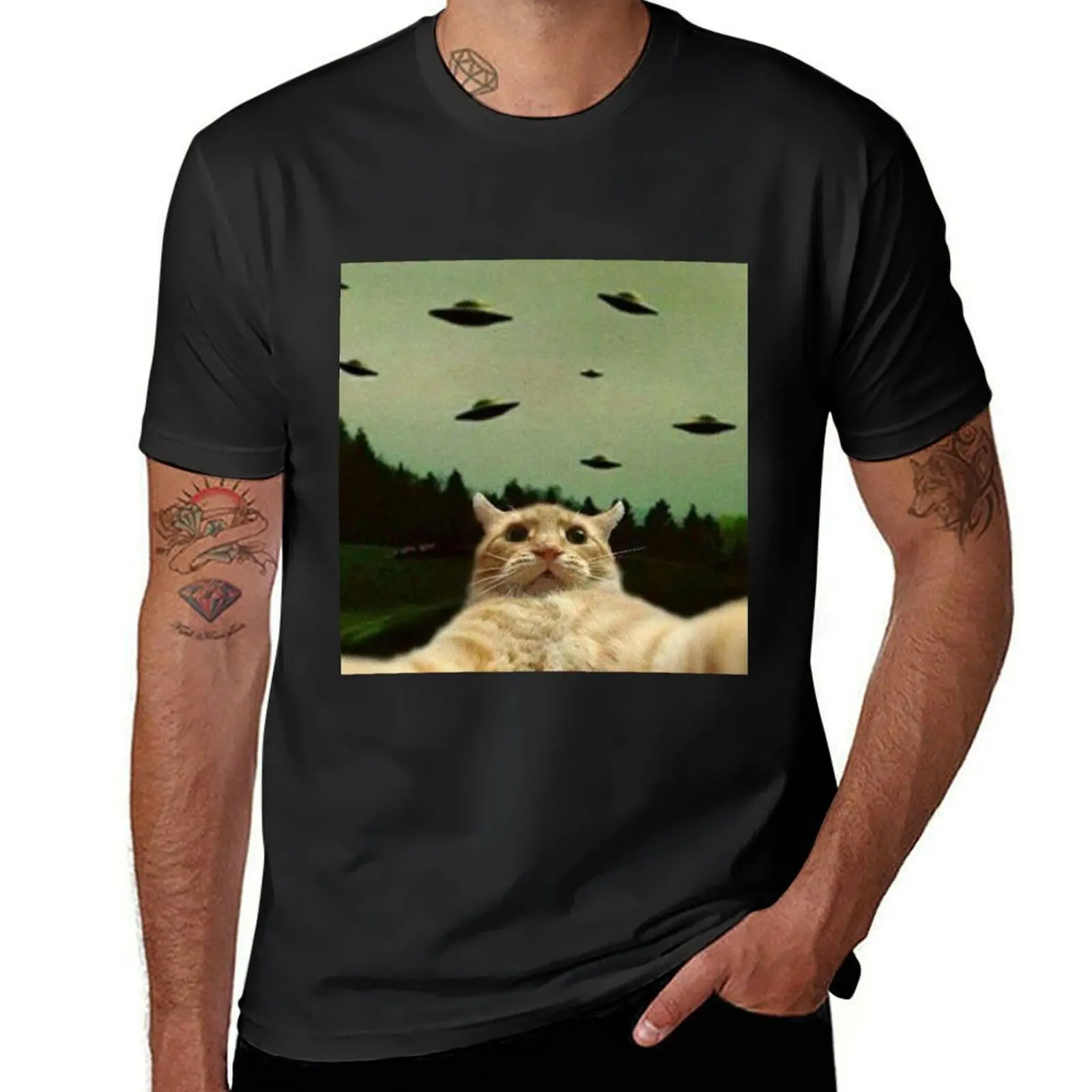 

cat selfie with ufo T-Shirt blue lock T-shirts man sublime t shirts men