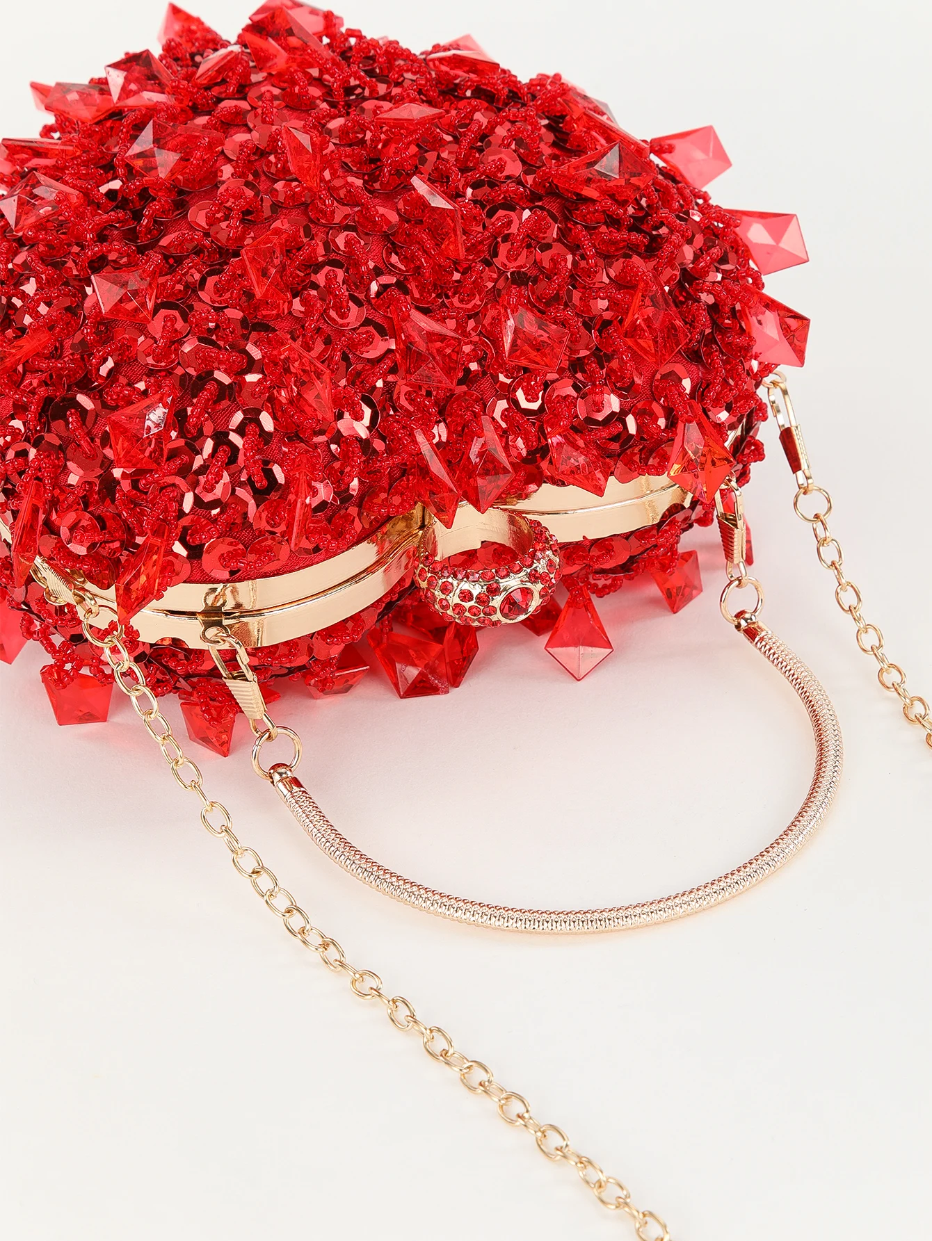 mini Hand-beaded sequin hand crossbody evening bag with red heart shape knucklebox bag for party，wedding and dinner