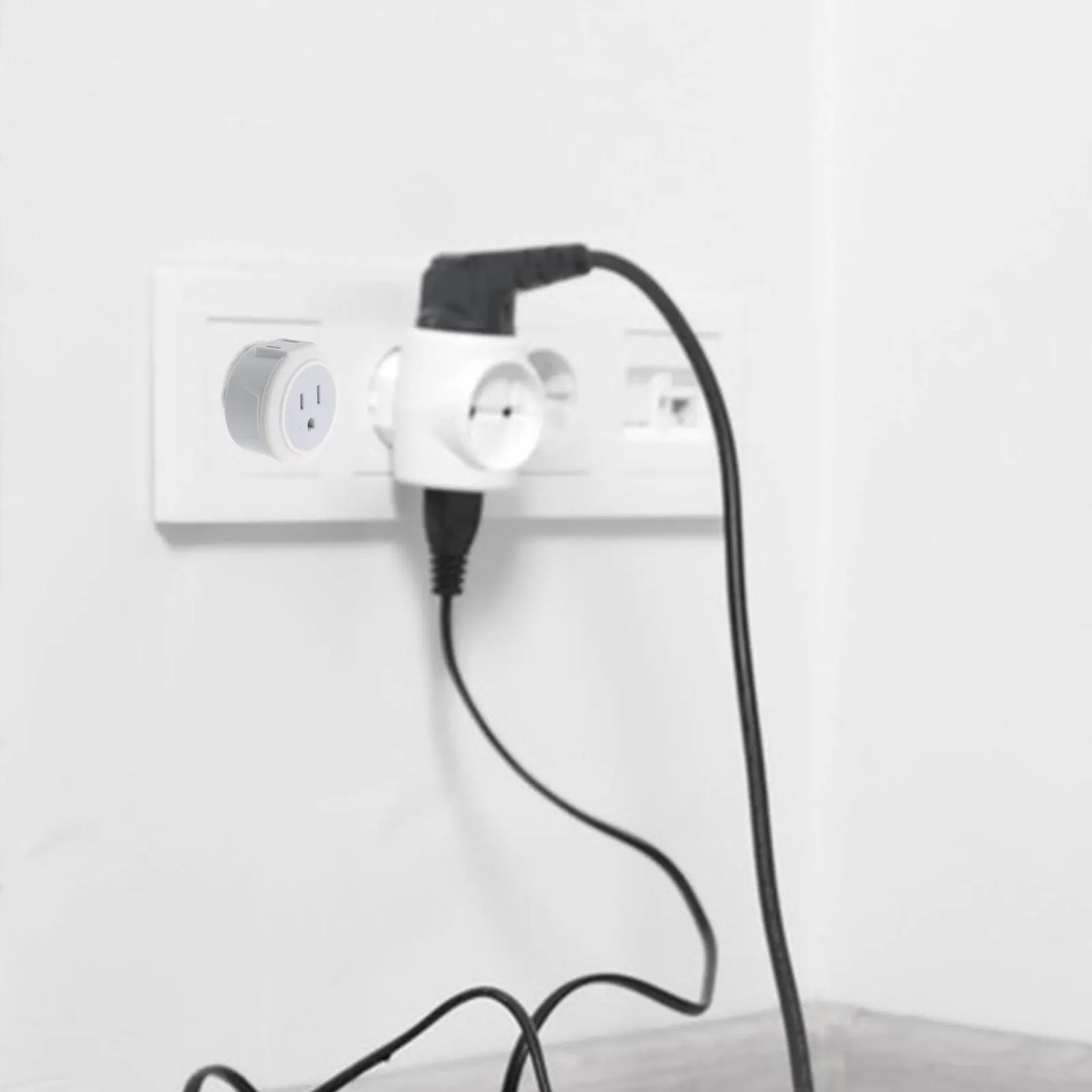 

White Us Plug to Eu Plug Adapter Dual Head Converter Travel Power Adapter Socket Converter for European Sockets