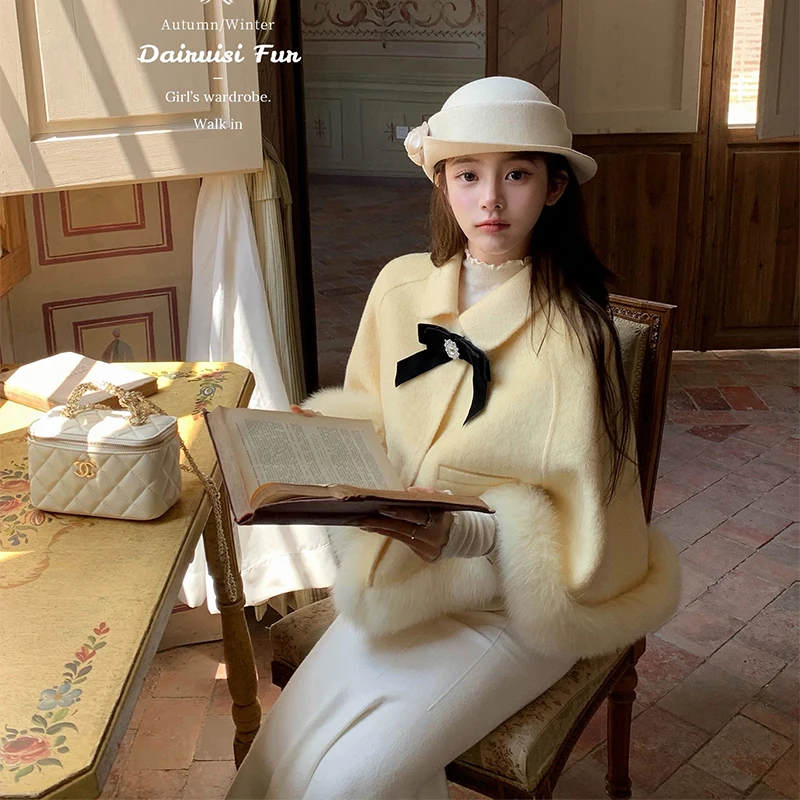 Women Autumn Girl's Lovely Short Real Fox Fur Bottom Woolen Cape Cute Pink Loose Natural Fur Woolen Cloak Coat
