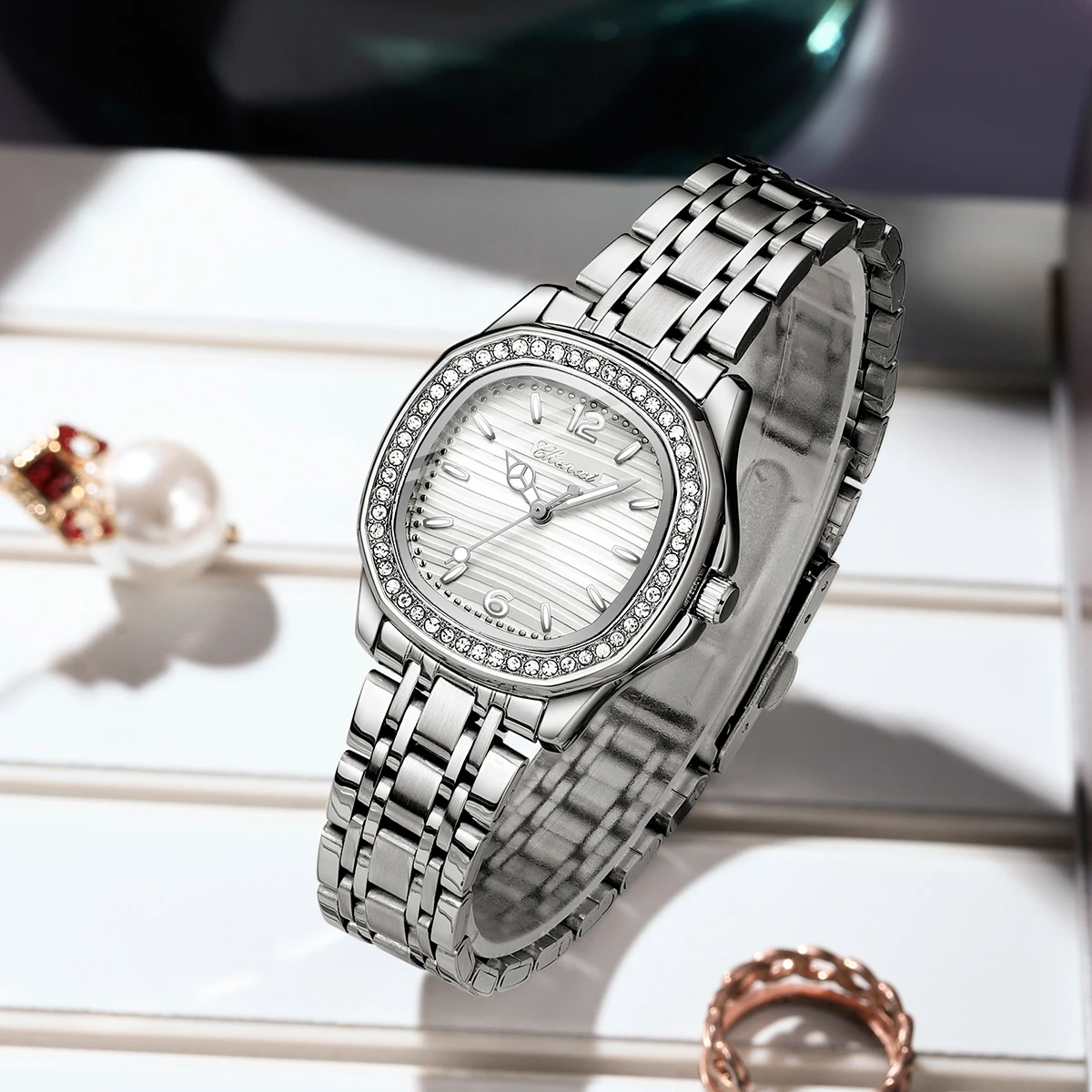 الجديد في CHENXI ساعة عالية الجودة أنثى الفولاذ المقاوم للصدأ الماس الهاتفي التناظرية ساعات كوارتز موضة أنيقة هدايا عيد ميلاد المرأة