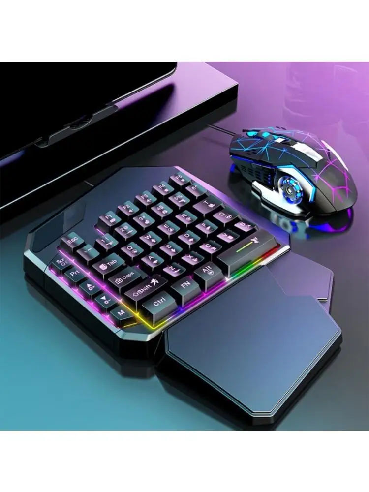 31BA High Feedback Gaming Keyboards Hand USB Cable RGBs Illuminated Wrist Support For Enhances Play