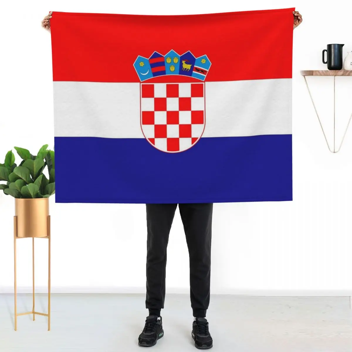 Republic of Croatia National Flag Throw Blanket for babies Tourist Furry Stuffeds Multi-Purpose Bed Fashionable Blankets