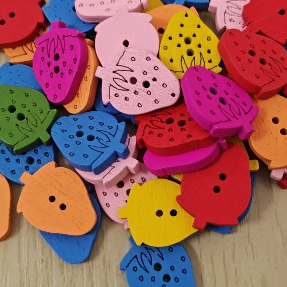 300PCS 2-Hole Cute Strawberry Shape Wooden Buttons DIY Apparel Sewing Supplies for Shirts Dresses Sweaters Crafts Buttons