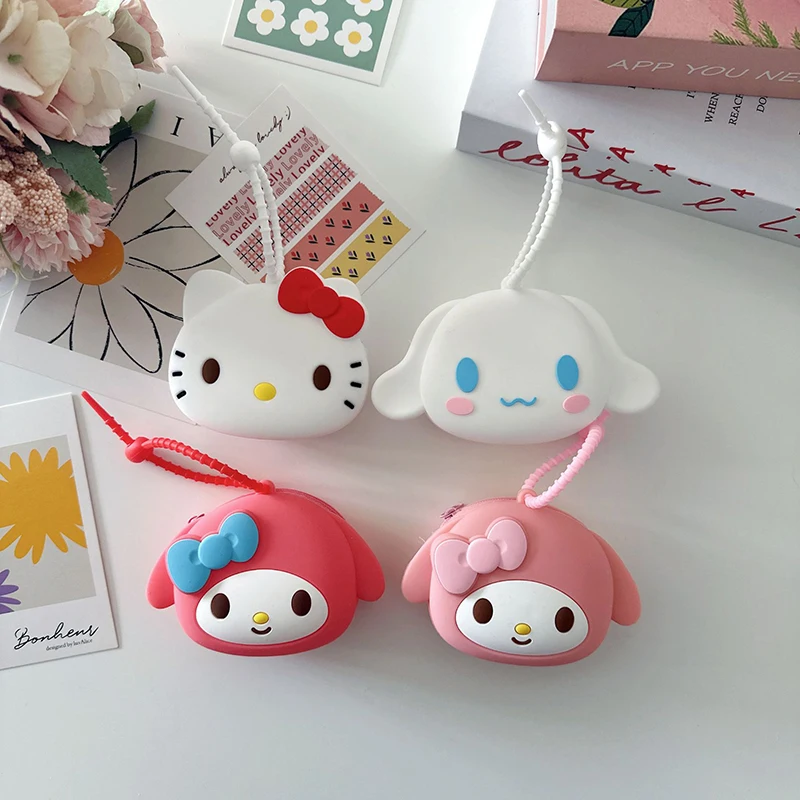 Kawaii Sanrio Portachiavi Borsa per carte Kuromi My Melody Mini Portamonete Cinnamoroll Portafoglio piccolo Divertimento all'aria aperta Apprendimento Juguetes Para Niñas