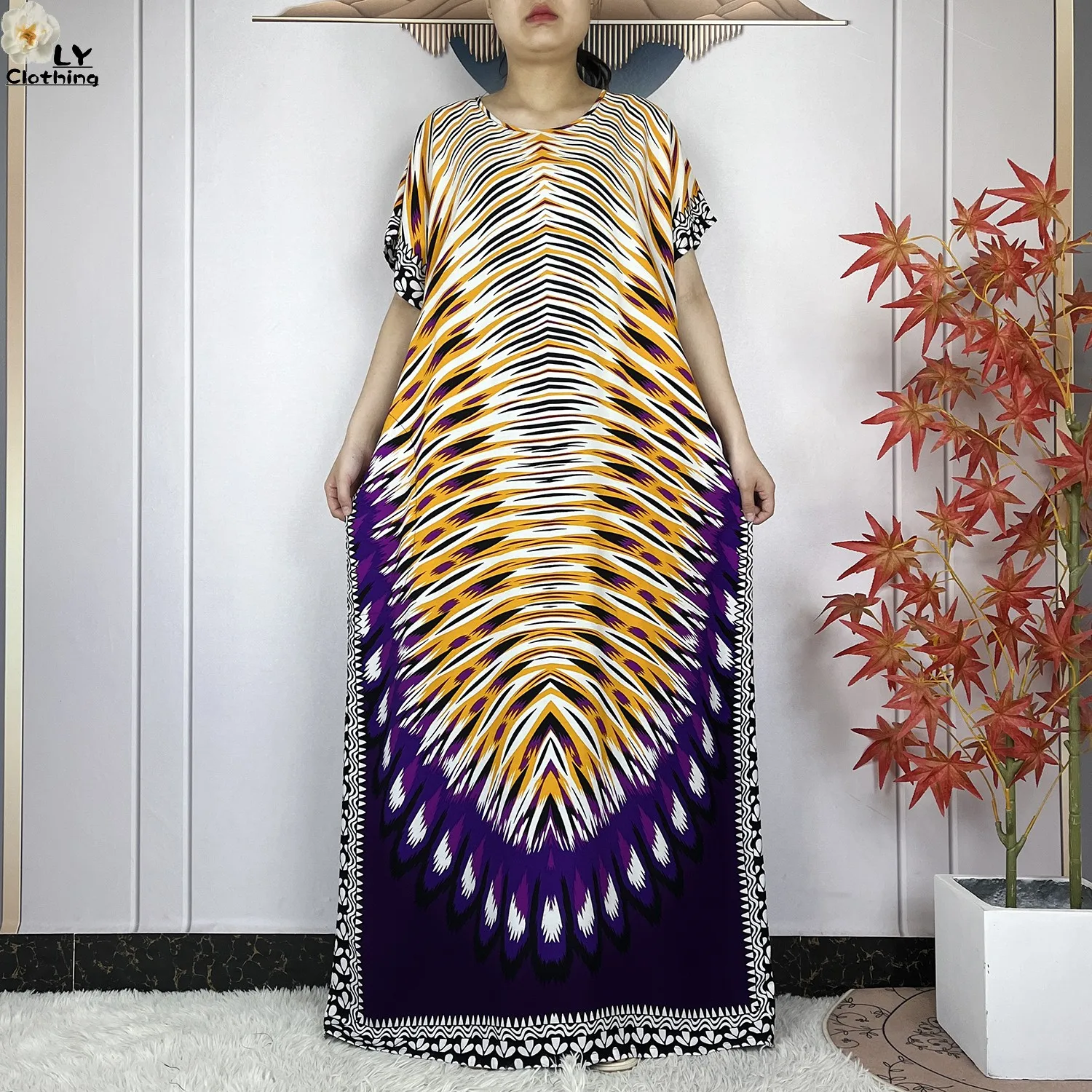 2024 New Abaya Summer Women Short Sleeves Clothing Diamonds Design Cotton African Women Dashiki Islamic Clothing With Big Scarf