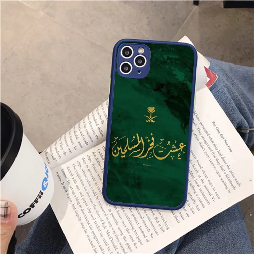 Etui na telefon z flagą Królestwa Arabii Saudyjskiej do iPhone\'a 14 X XR XS 7 8 Plus 11 12 13 pro MAX 13 mini Matowe, wstrząsoodporne etui