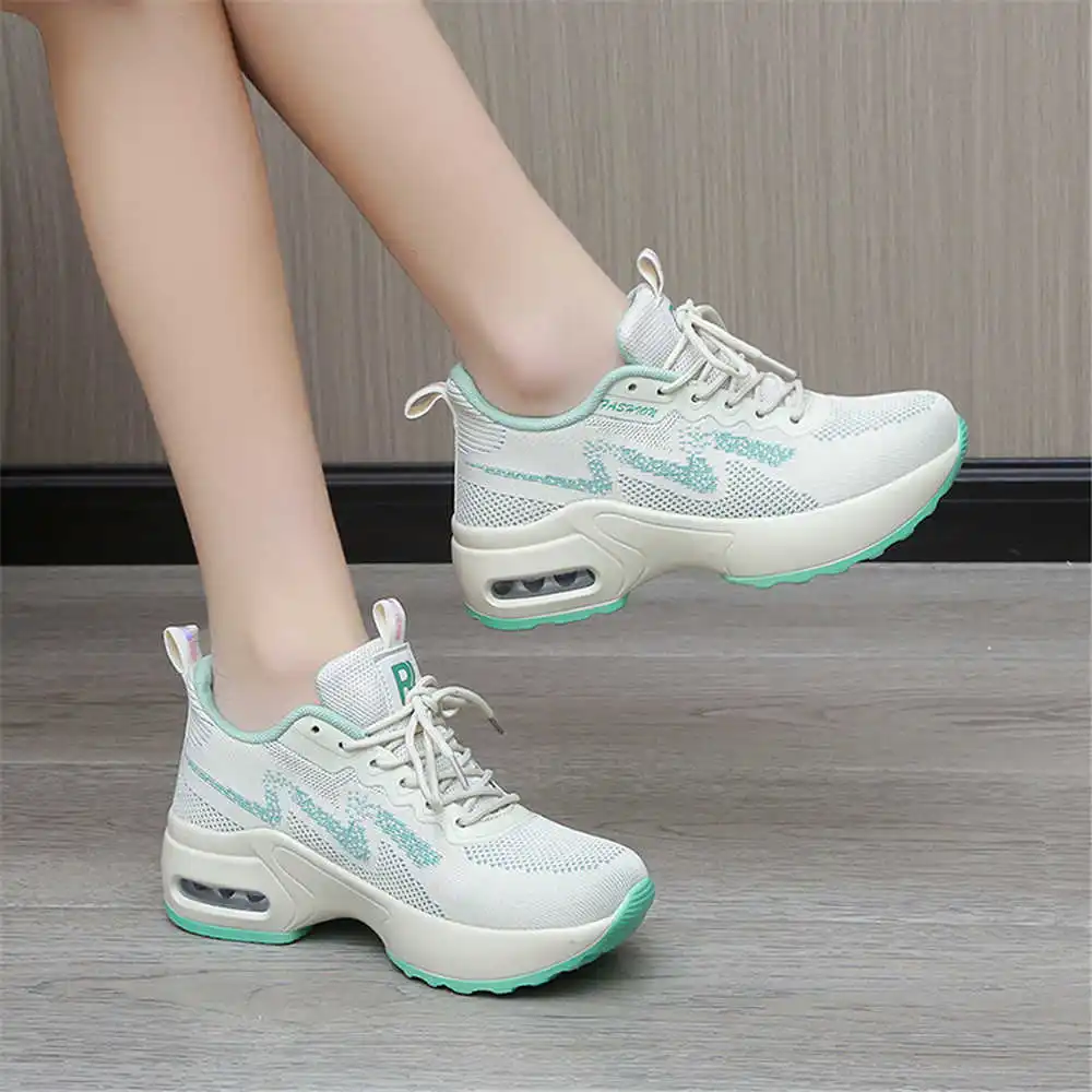 Thin Heel Slip-resistant 46 Size Sneakers Skateboarding Best Seller Women's Shoes Brand Sports Kit Shoses Kawaiis
