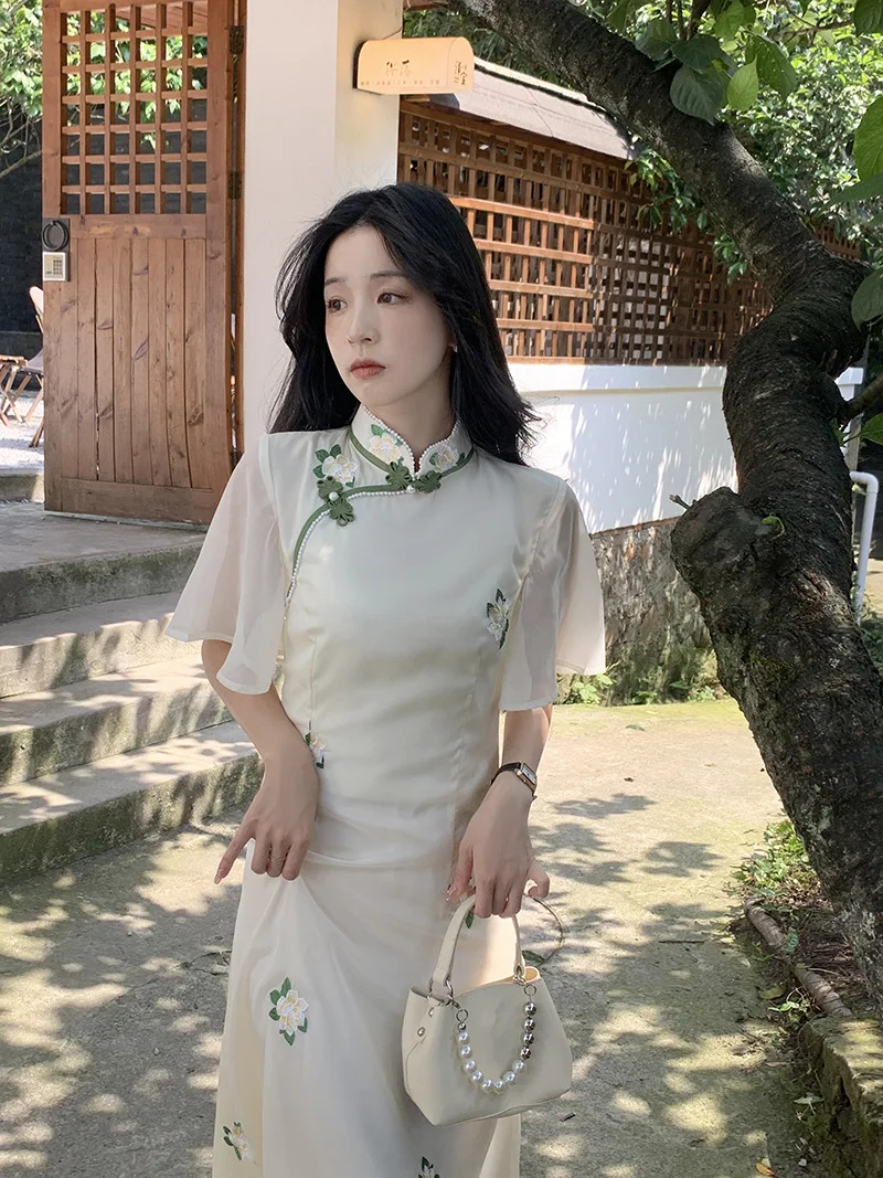 Beige Summer Embroidery Cheongsam Dress Slim Loose Sleeve Traditional Evening Dresses Vintage Improved Qipao S To XXL S1960