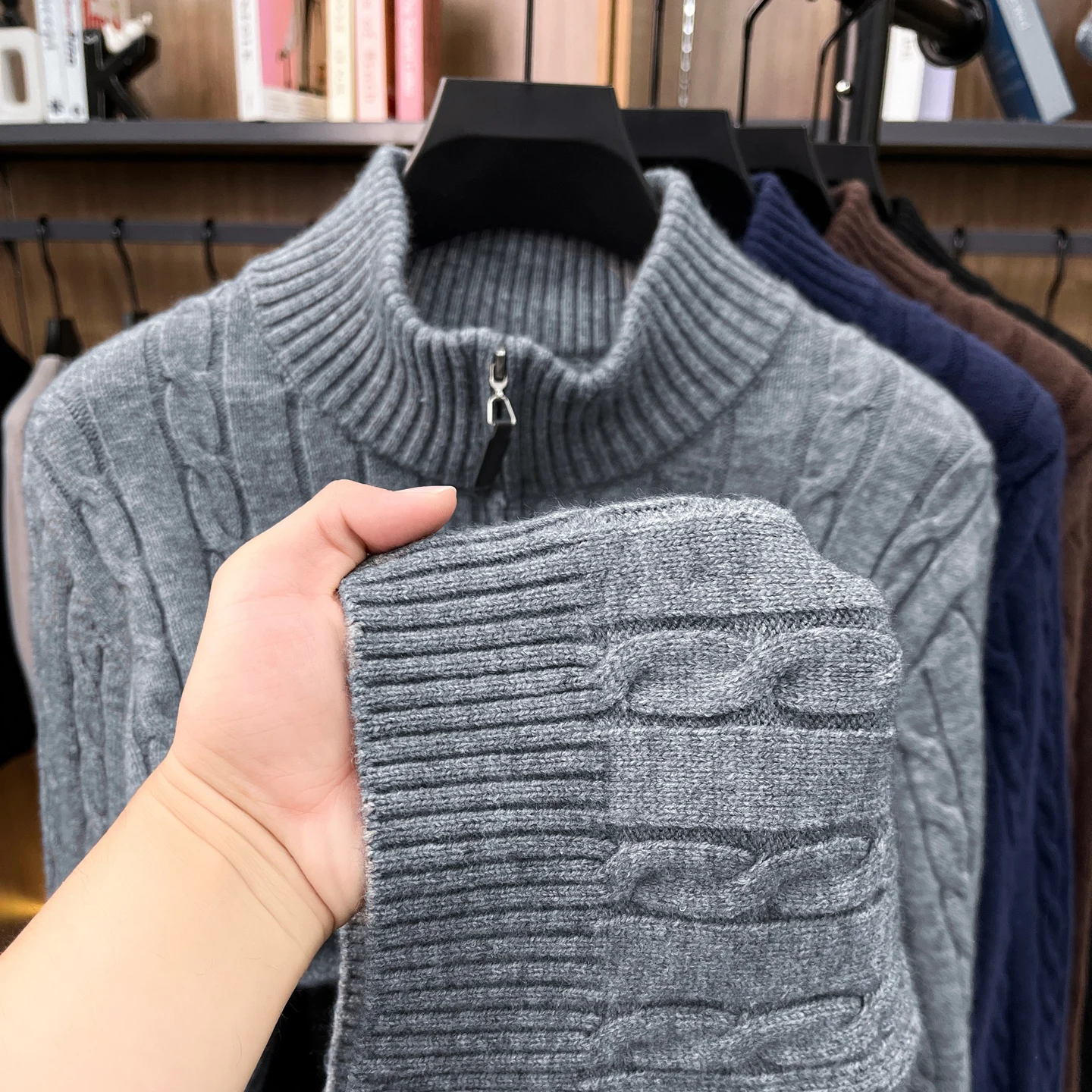 High-End Mode Reißverschluss Kragen Pullover Männer Winter verdickt warme neue Jacke Luxusmarke schöne Pony Stickerei Casual Komfort Stricken Sweater – Detail 20