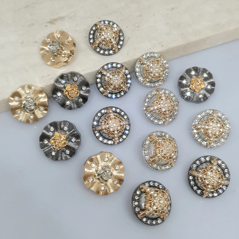 17.5/20/23MM luksusowe Rhinestone kwiatowe metalowe guziki odzieży hurtownia moda wysokiej jakości guziki Makers akcesoria do szycia