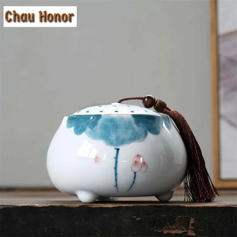Hand Painted Lotus Ceramic Tea Jar Traditional Chinese Tea Storage Tins Pigmented Storage Containers Teaware Pu'er Oolong Tool