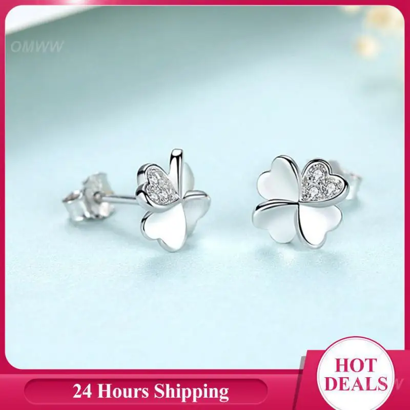 Four Leaf Clover Earrings Suitable For Women And Grace Zircon Jewelry Pierced Jewelry Silver Plated Jewelry On Demand