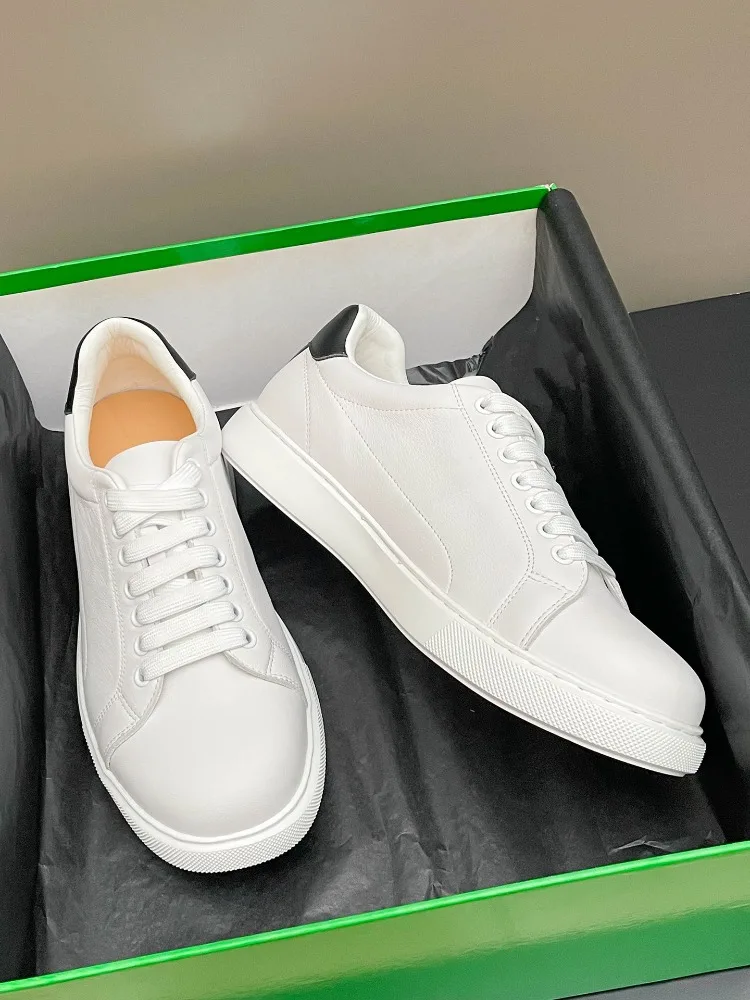 Men Classic Board Shoes White Genuine Leather Low Top Sneakers Lace-up Thick Flat Sole Casual Daily Skate Shoes