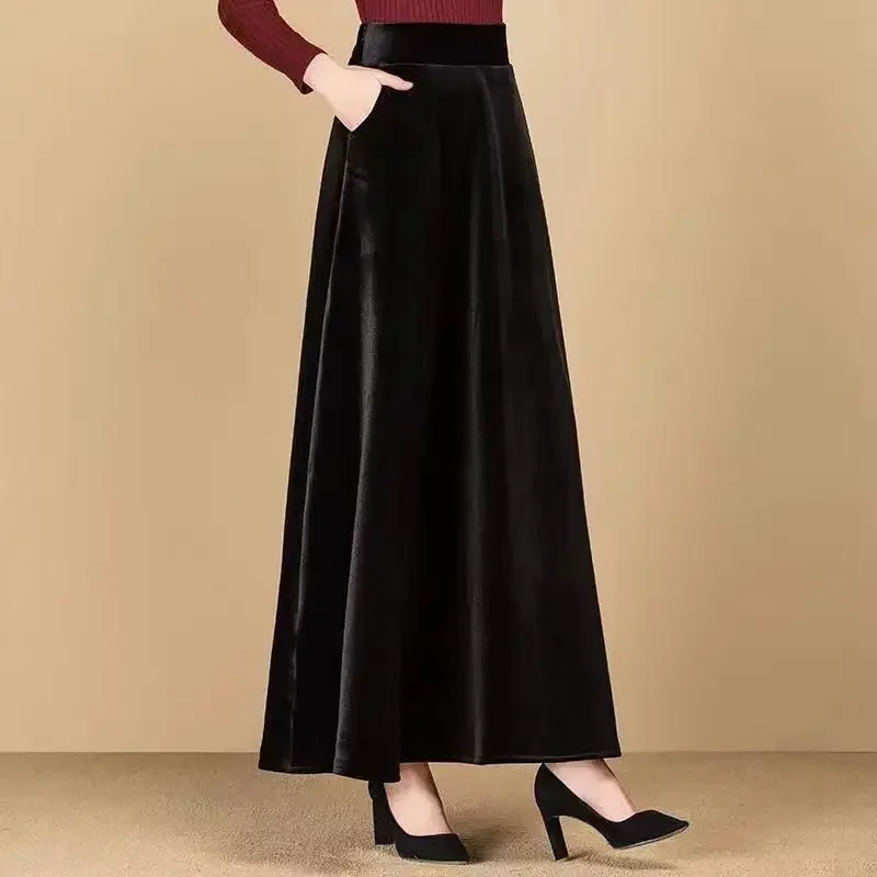 2025 New AWomen's Half Length Skirt utumn and Winter Fashion High Beauty Amazing Skirt Temperament Commuting Golden Velvet