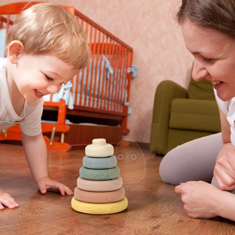 Mainan Bayi Lembut Sensorik Silikon Blok Bangunan Pendidikan 3D Susun Bayi Karet Teether Meremas Lingkaran Mainan untuk Bayi