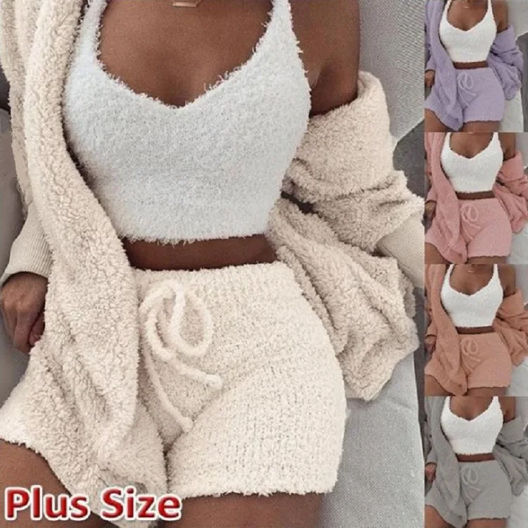 

Women's Winter Plush Home Clothes Casual Three-Piece Set Sleepwear Long Sleeve Belly-Baring Vest Shorts Set Polyester Fiber