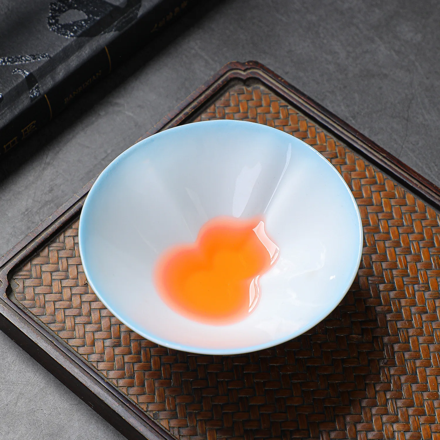 Hand Painted Ceramic Master Tasting Cups New Chinese Style Kungfu Tea Pair Cups High‑End For Home Tea Table Drinkware