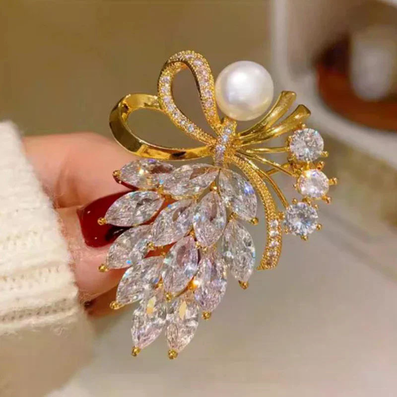 1PCS Fashion Rhinestone Crystal Bow Pearl Brooches Women Clothing Coat Jewelry Accessries Gifts