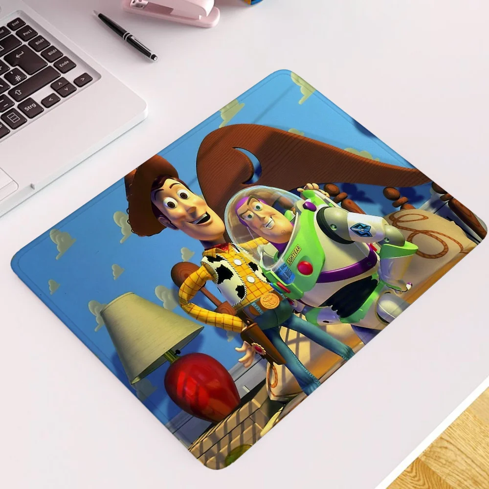 Woody Gaming Accessories Small Custom Mouse Pad Anime Mousepad Company Pc Gamer Girl Game Mats Desk Mat Mause Laptop Computer