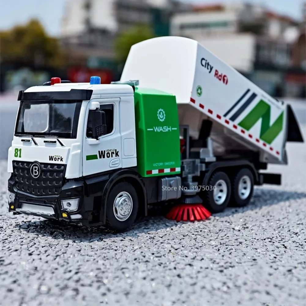 1/24 Scale Urban Sanitation Sweeper Car Model Toys Alloy Diecast Simulated Vehicles Sound Light Toy For Children Birthday Gifts