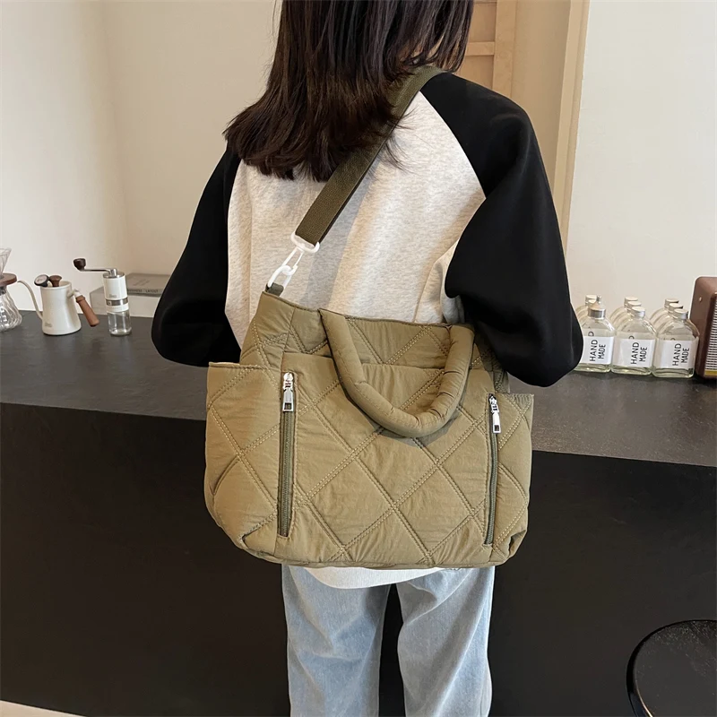 Hilo de coser, bolsos de mano sólidos informales, compartimento Interior suave, bolsos de alta calidad 2024 para mujer, bolsos de nailon con cremallera para mujer