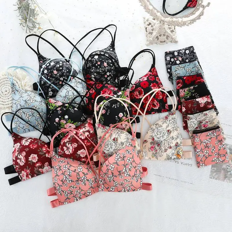 

Gathered Backless Bra Set Women's Underwear Seamless One-Piece Bandeau Bra with Front And Back Clips U-Shoulder Design