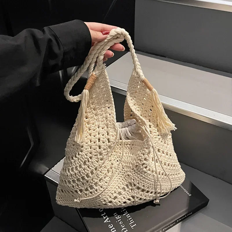 Leisure Women's Bea… - image