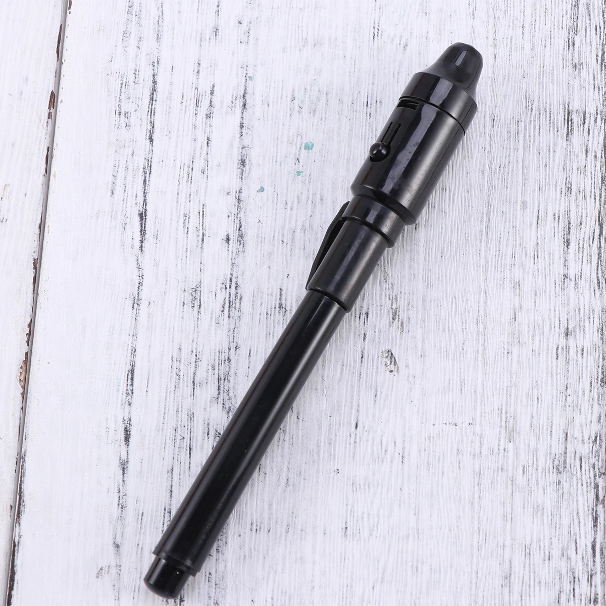 

7Pcs Invisible Pen Kit with Light for Secret Writing Games and Student Textbook Highlighting No Trace