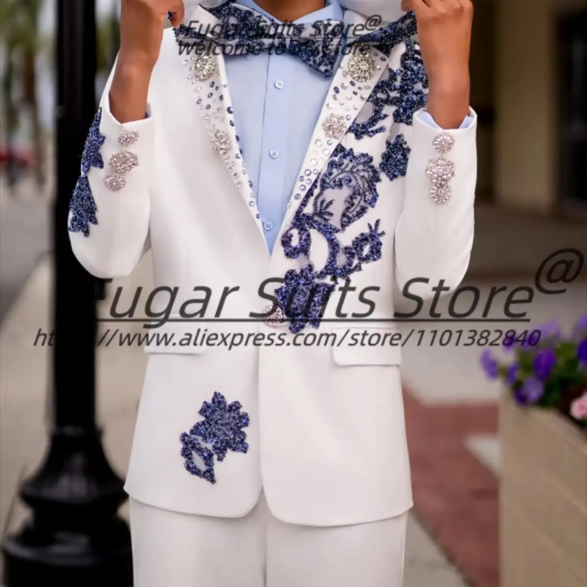 

Handsome White Men Suits Customized Slim Fit Notched Lapel Groom Wedding Tuxedos 2 Pcs Sets Gorgeous Bead Embroidery Ropa Hombre