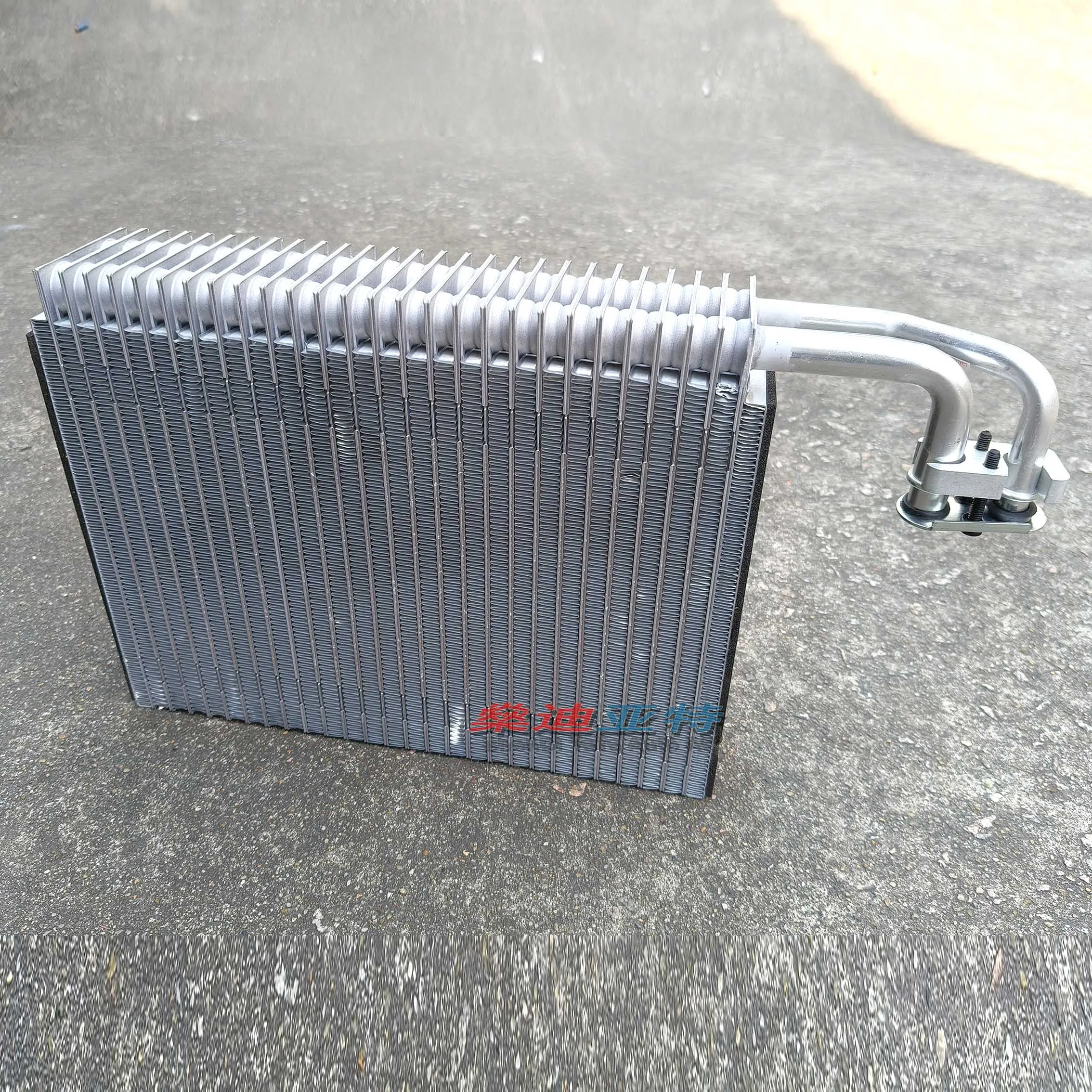 

64116913423 Car Air Conditioning Evaporator Core For 01-09 BMW E65 E66 760i 750Li 730i 04-16 Rolls Royce Phantom RR1 RR2 RR3