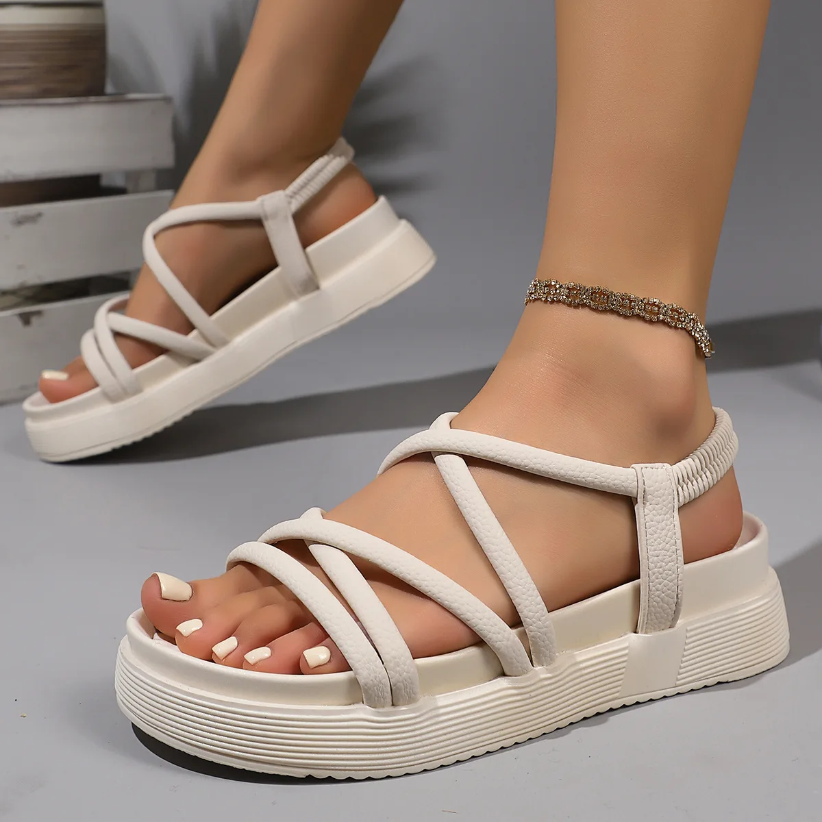 

Women's New Fashion Thick-soled Sandals, Round-toed Platform Sandals, Roman-style Beach Sandals For Women Islam Elegant