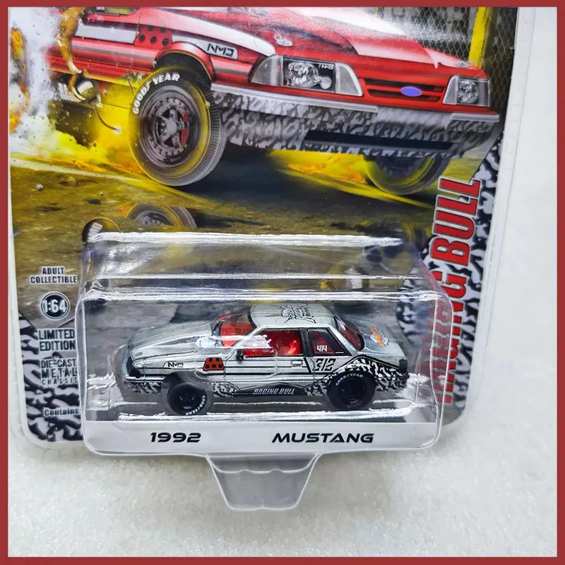 

GreenLight 1:64 Scale 1992 Mustang Varnish Version Alloy Car Model Static Decoration Collectibles Gift Toys