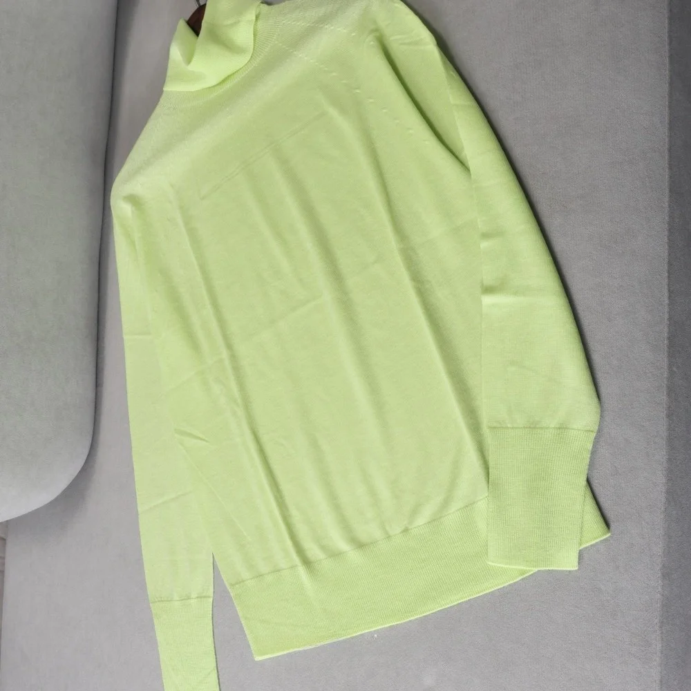 

Ultra-Fine 18 Needle Precision Spun Seamless Oceanic Wool Knitted 25A852 High Neck Overhead Women's Fashion Winter 2025