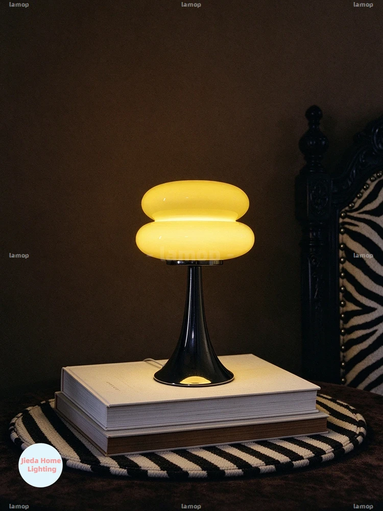 Nordycka dwuwarstwowa lampka nocna w stylu Bauhaus, minimalistyczna lampka stołowa, lampka ambient w stylu Ins do salonu i sypialni, lampka nocna do sypialni. — 2