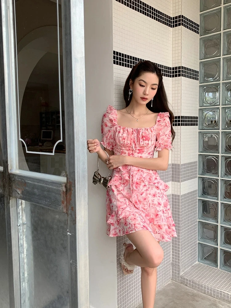 

2024 Summer Pink Long Dresses Women Dress Chiffon Sense of Design Broken Flowers Short Sleeve Sexy Square Neck Short Dress Skirt