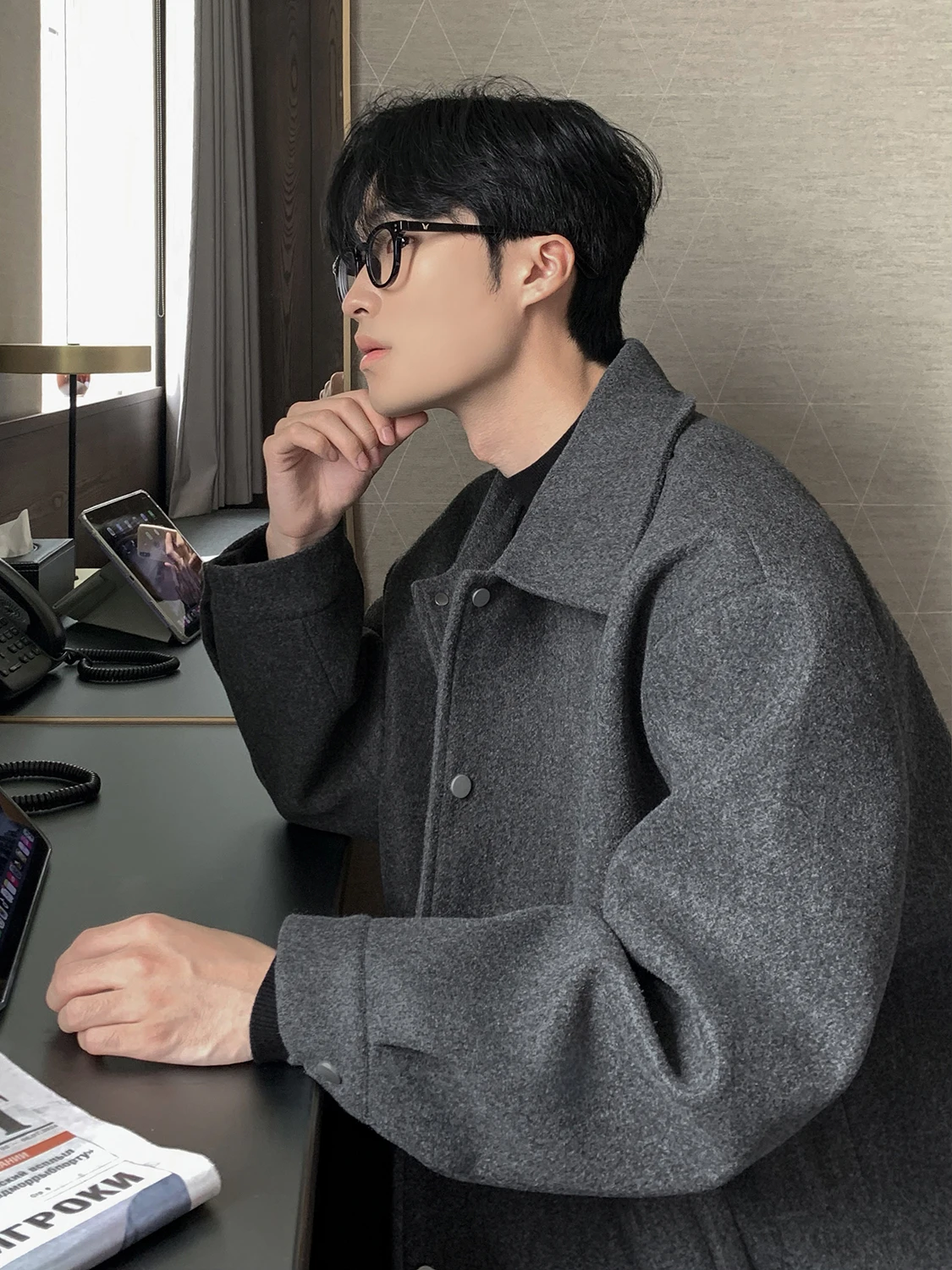 

Осень-зима 2022, шерстяное пальто Thiened ort для мужчин, сли, корейская версия, молодежное пальто с откидным воротником, длинное свечение