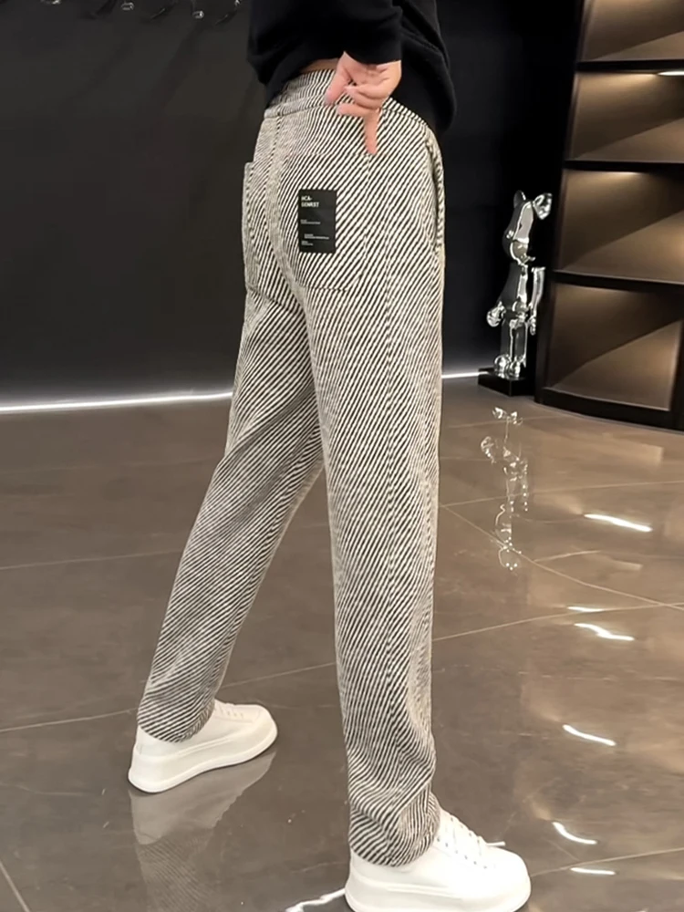 

Мужские повседневные брюки: новая осенне-зимняя коллекция, модные, универсальные, с диагональными полосами, прямые, свободные, комфортные, с эффектом драпировки, удлиненные...