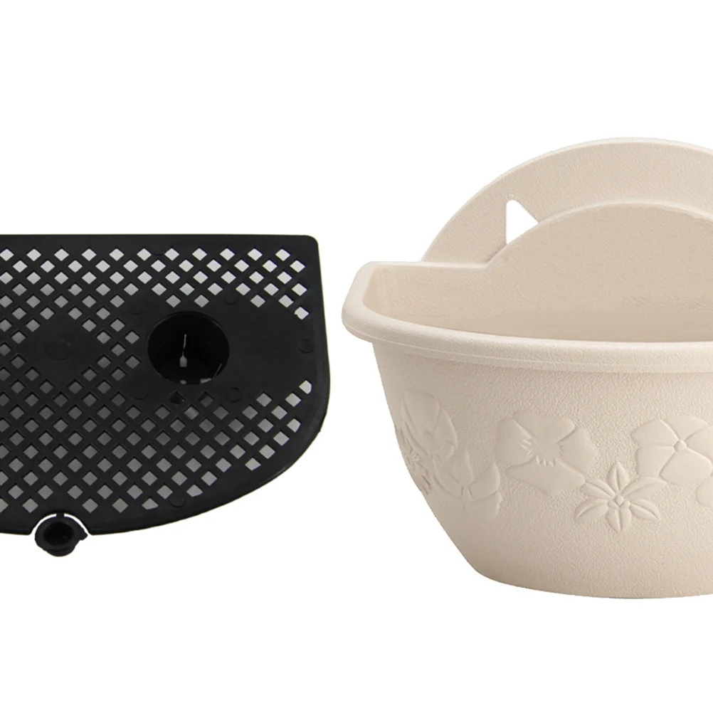 

1Pcs Semi-Circular Plastic Wall Hanging Flowerpot Durable Hanging Plant Pot Basin Beige Size L Indoor Outdoor Garden Basket