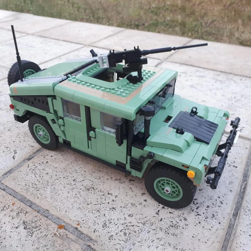 Nowy MOC Humvee klocki Model HMMWV wysokiej jakości uniwersalny 4-kołowy niezależny pojazd z zawieszeniem DIY cegły zabawki