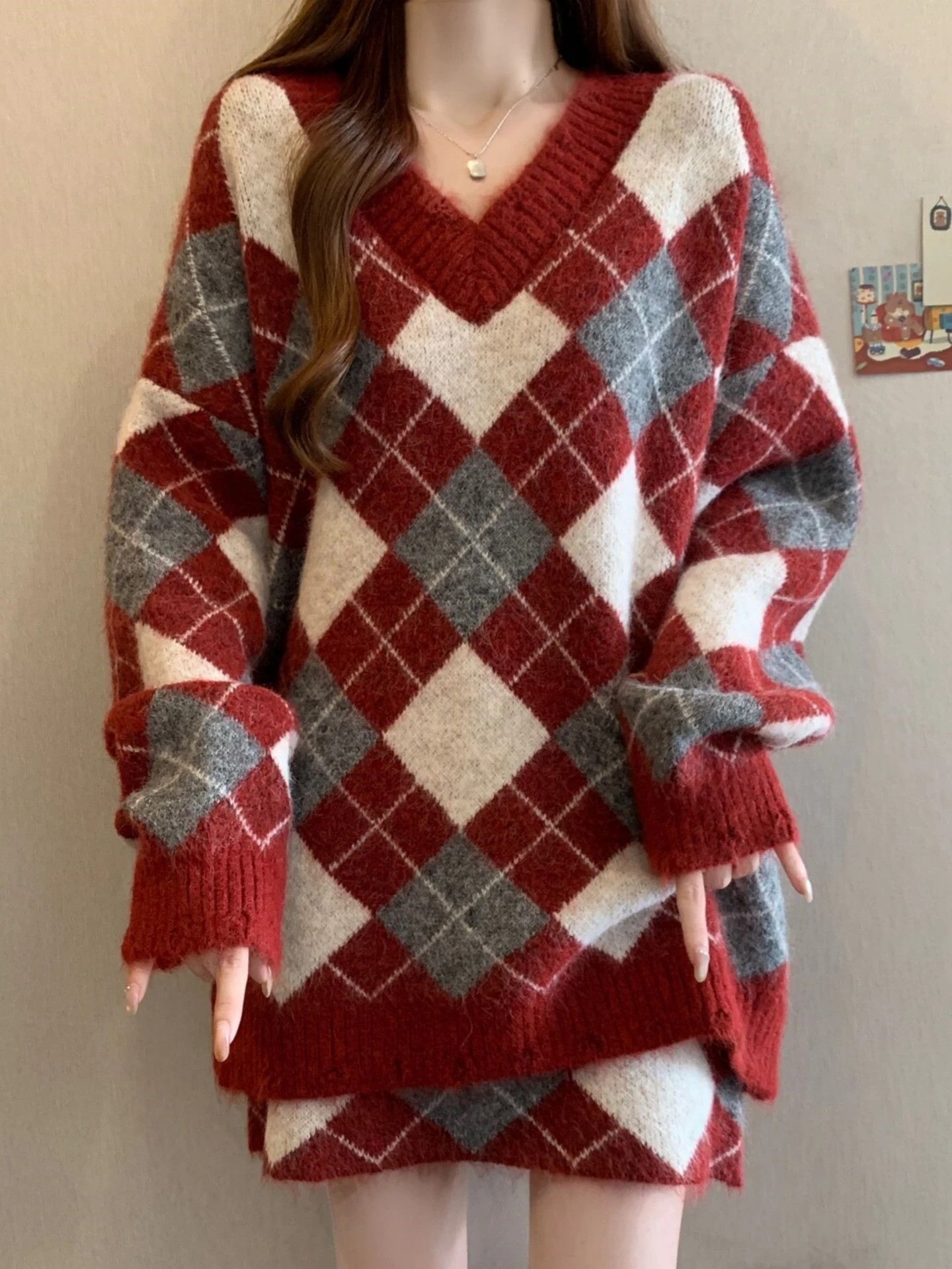 

Stylish Semi-Body Women's Knitted Sweater And Short Skirt Two-Piece Set plus Size Trendy Geometric Pattern Spring Autumn Wear