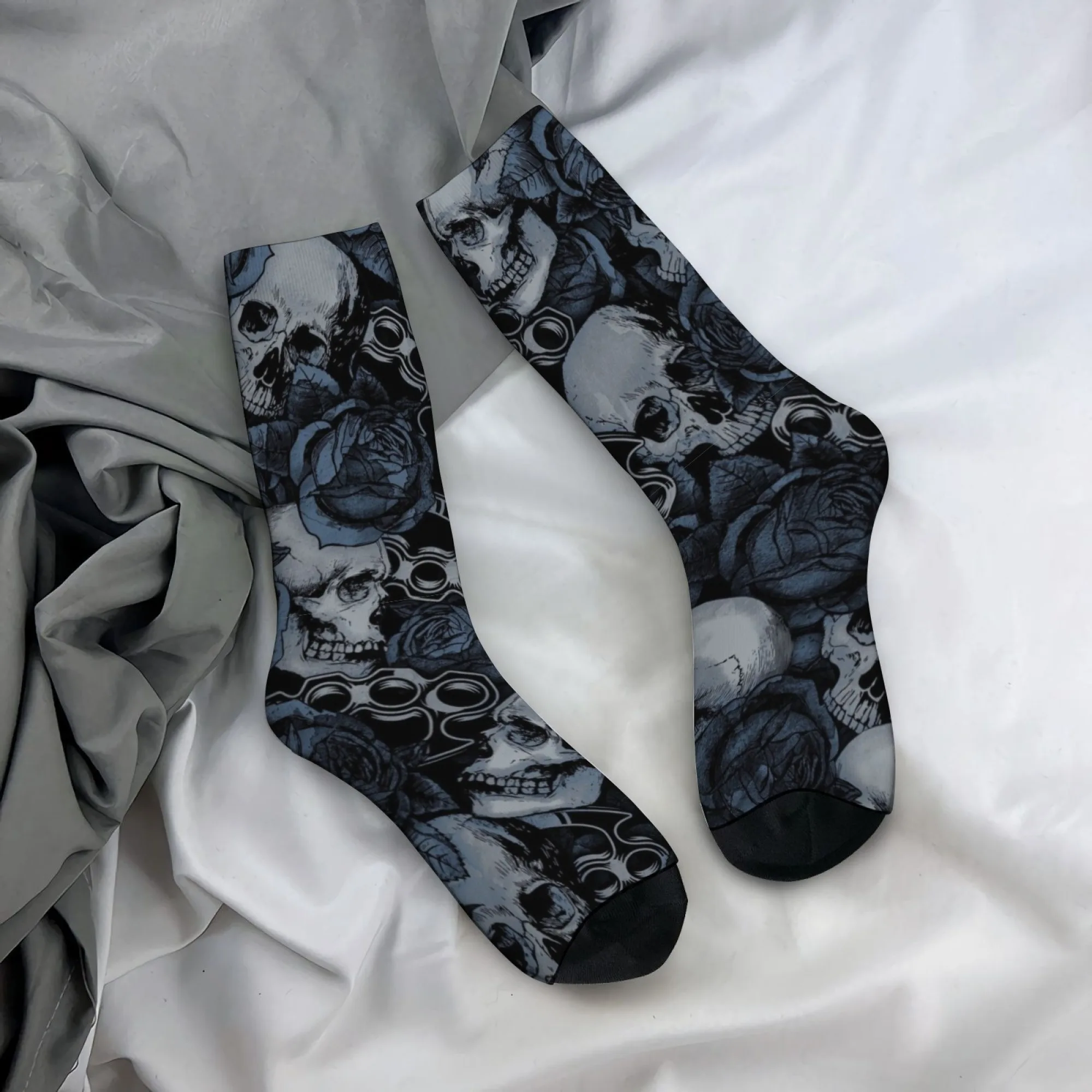

Harajuku retro dark and gloomy skull and rose print men's socks, novel death aesthetic style casual socks crazy party gift