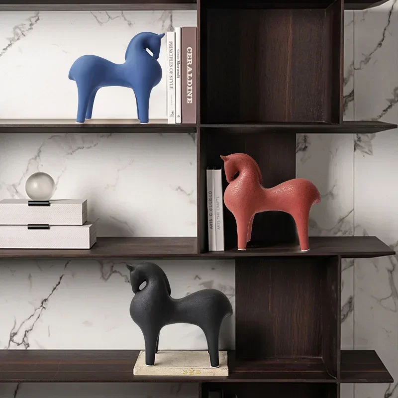 

Nordic Simple Ceramic Horse Desktop Ornaments: A Must-Have for Minimalist Decor EnthusiastsAre you a fan of Nordic simplicity a