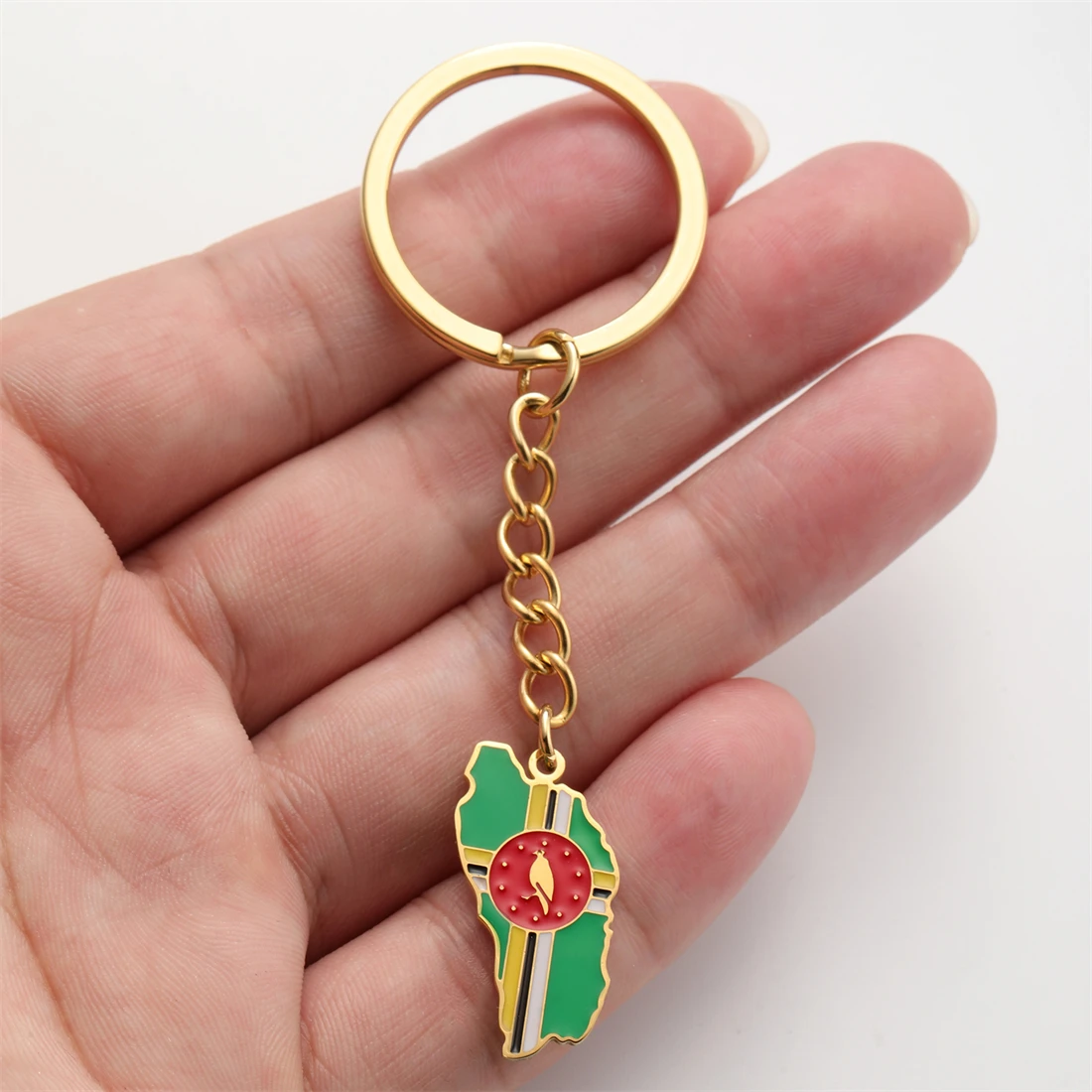 EUEAVAN Drop Oil Dominica Kaart Vlag Hanger Sleutelhanger Voor Vrouwen Meisjes Goud/Zilver Kleur Rvs Dominicanos Sieraden Geschenken