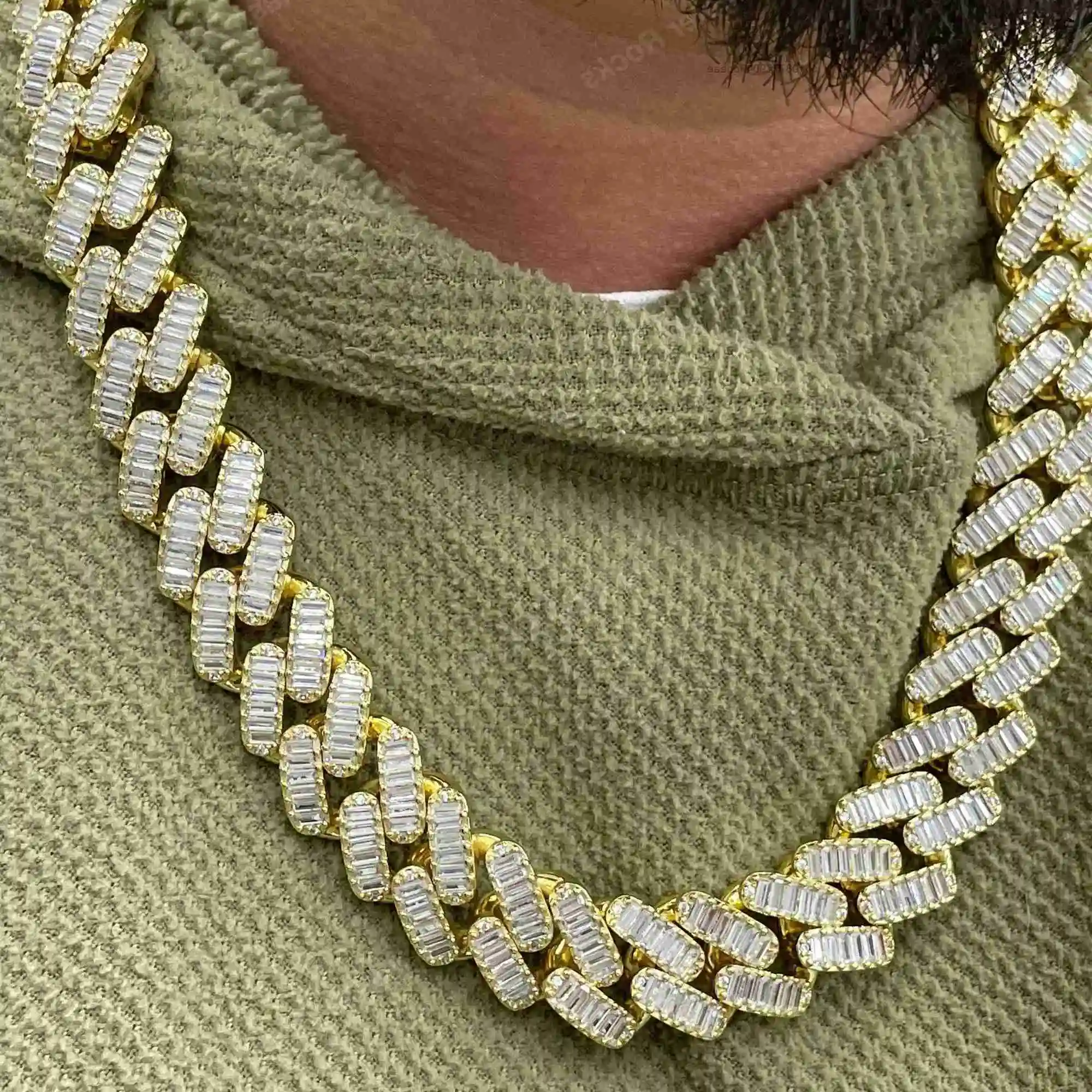 

Новое поступление Iced Out 15 мм серебро 925 пробы муассанит кубинская цепочка с тяжелыми золотыми багетными кубинскими звеньями с GRA