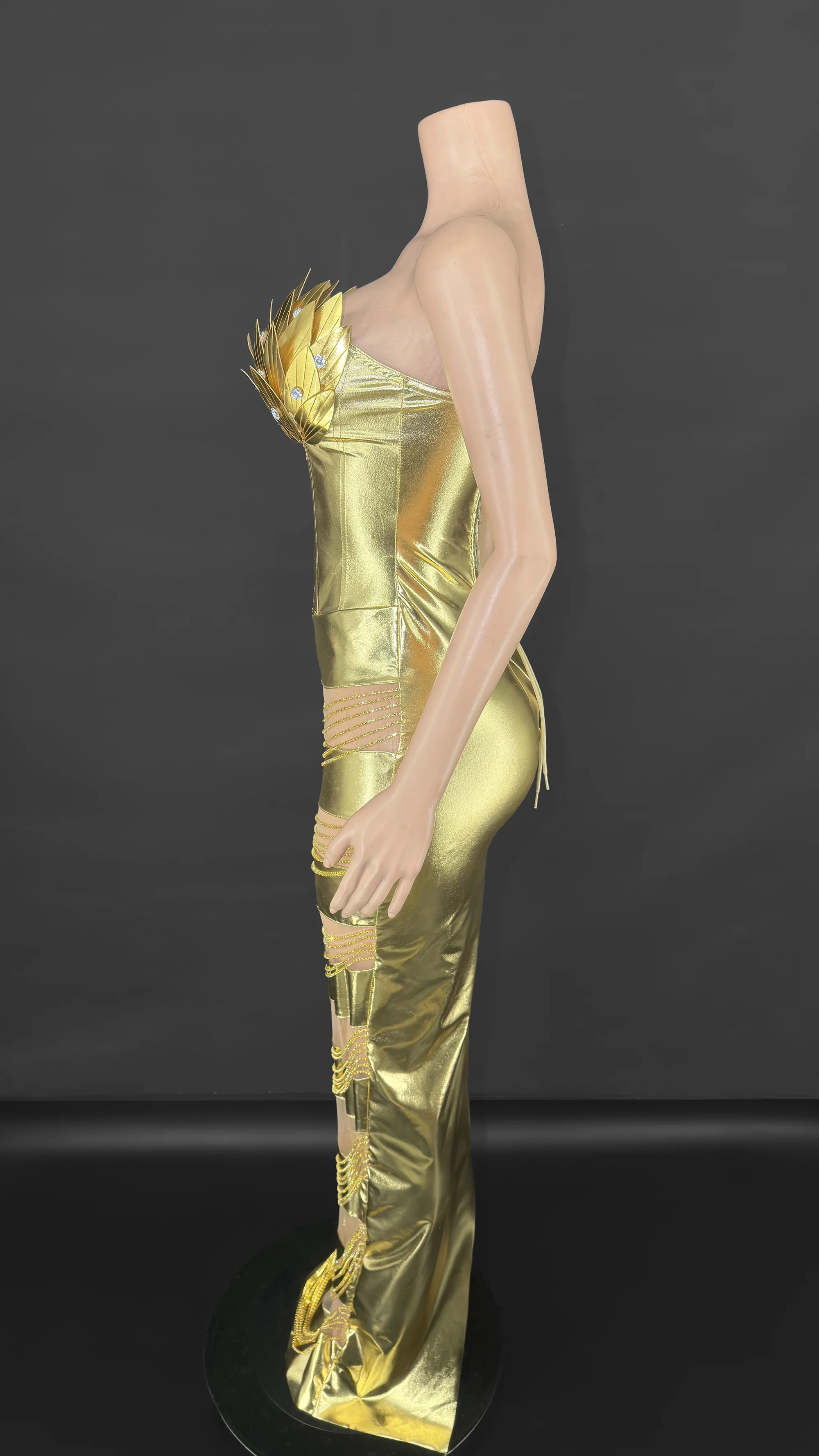 "ZD Sexy Golden Bodycon Dress – Luxury Metallic Corset Evening Gown with Sheer Mesh Details for Club & Performance"