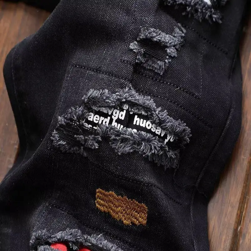 Moda coreana streetwear marca jeans rasgados verão fino-ajuste impresso calças casuais elástico preto calças designer jeans masculinos