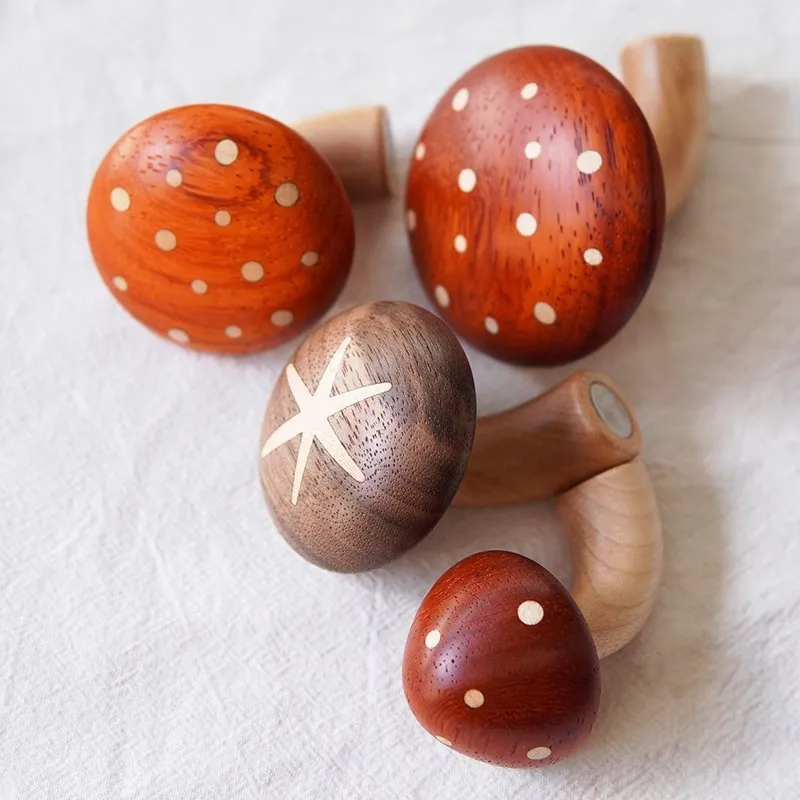 Luxurious Wooden Mushroom Magnetic Sticker Self Adhesive Decorations for Kitchen Fridge Refrigerator Bath Walls Tiles Adornment