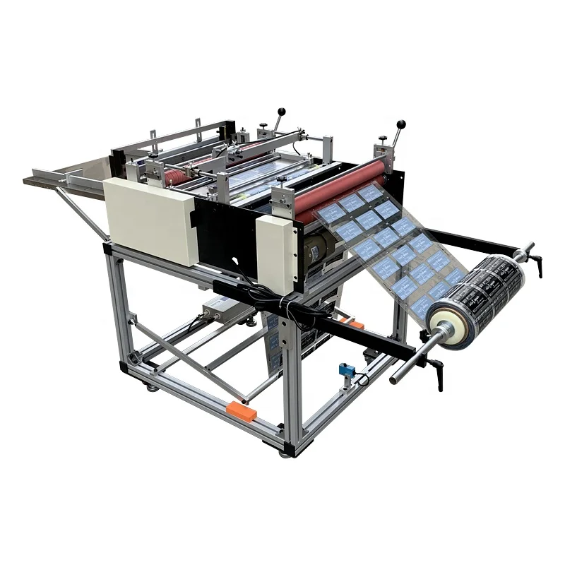 Peiqi عالية الأداء 700 مللي متر عرض التغذية لفة فك القاطع P لفة إلى آلة قطع الورق