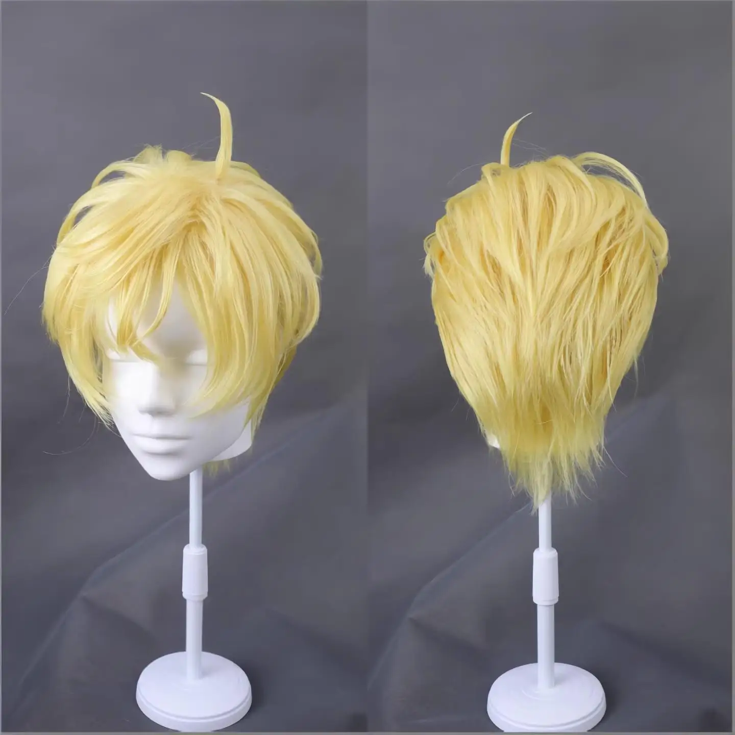 

Blonde Short Layered Cosplay Wig with Side Part Tuft Heat Resistant for Medieval Knight Legend Costume